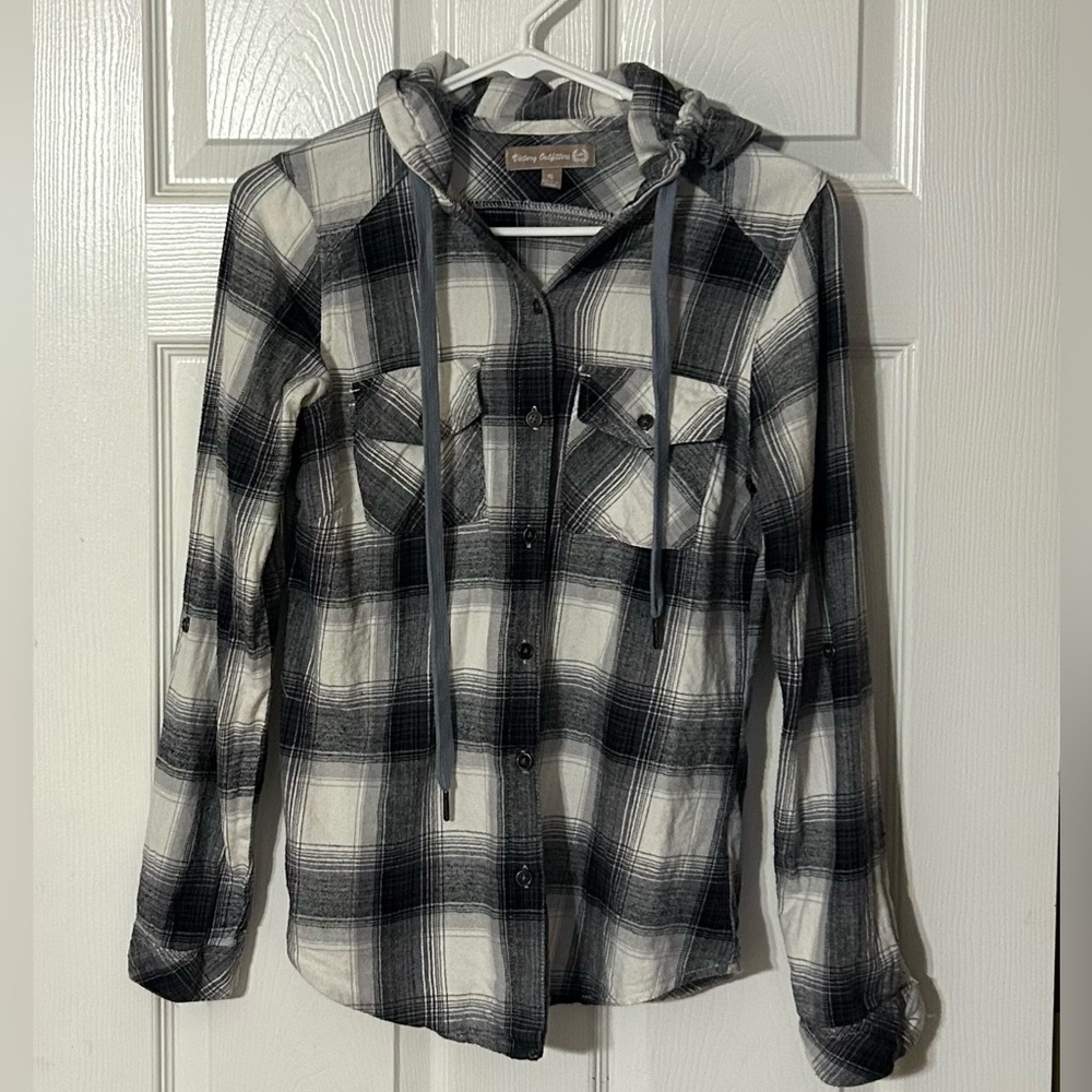 Victory Outfitters Black and‎ White Plaid Flannel Button-Up Hoodie